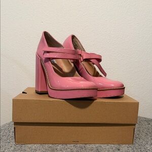 Steve Madden Pink Patent Platform Mary Jane Heels
